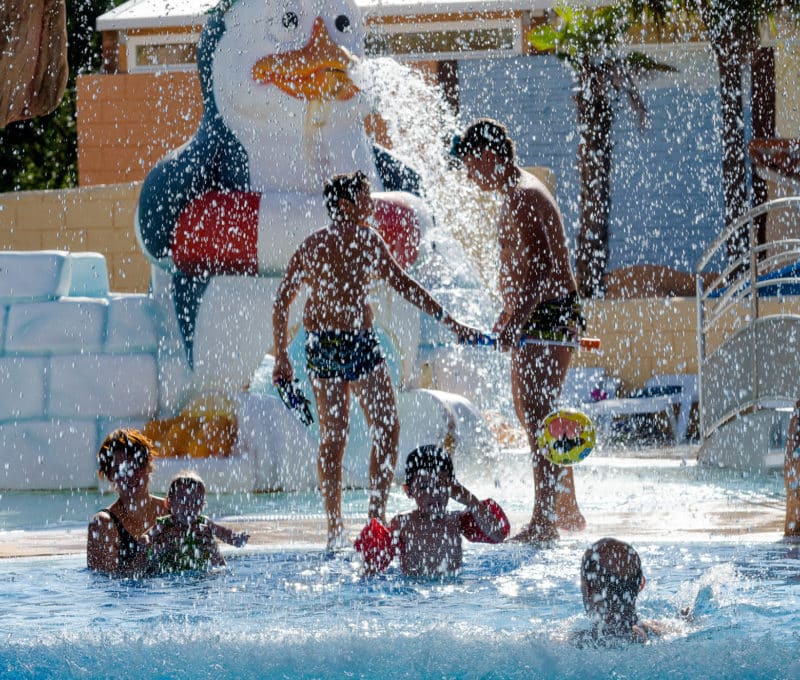 Càmping 4 estrelles amb Espai Aquàtic de piscina infantil